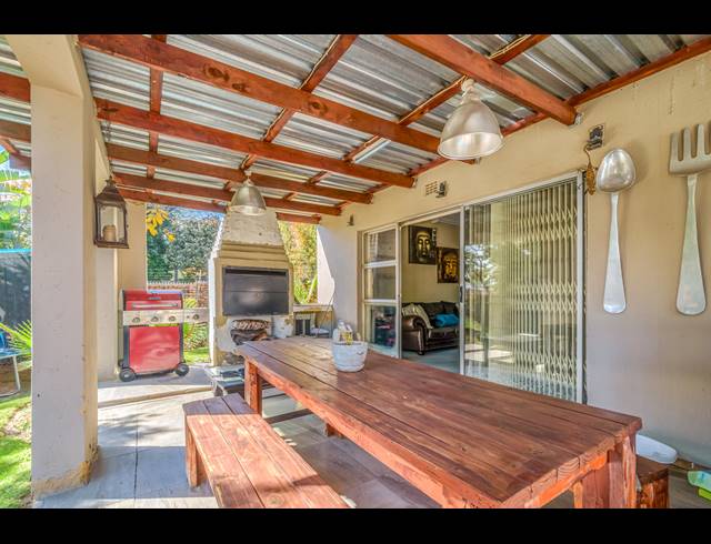 4 BEDROOM HOUSE FOR SALE IN RANDPARK RIDGE